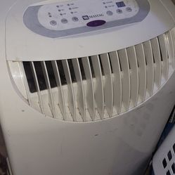 Maytag Air-conditioner