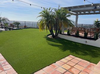 $2.49/ sqf Rye 106 Ounce Artificial Grass Turf