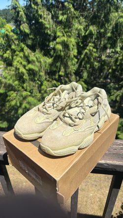 Yeezy 500 ‘Super Moon Yellow’