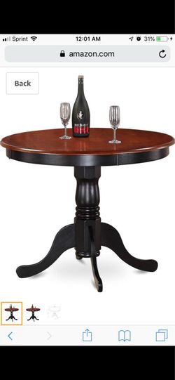 Round dining table/ with glass top