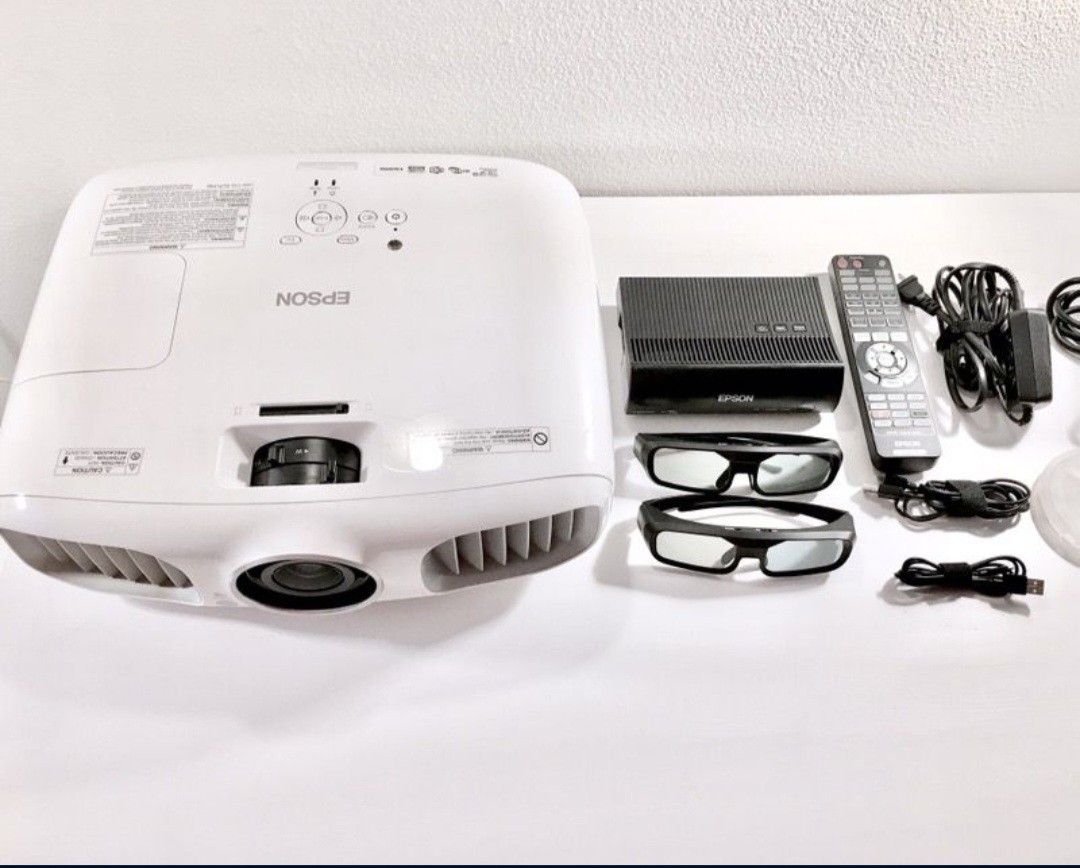 Epson PowerLite Wireless 3020e 3D 1080p Projector