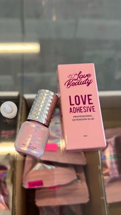 lash glue