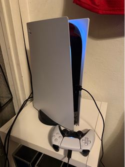 Regular PS5 with Disc Drive, PS5 covers, Spider-Man 2 controller, 2 TB SSD