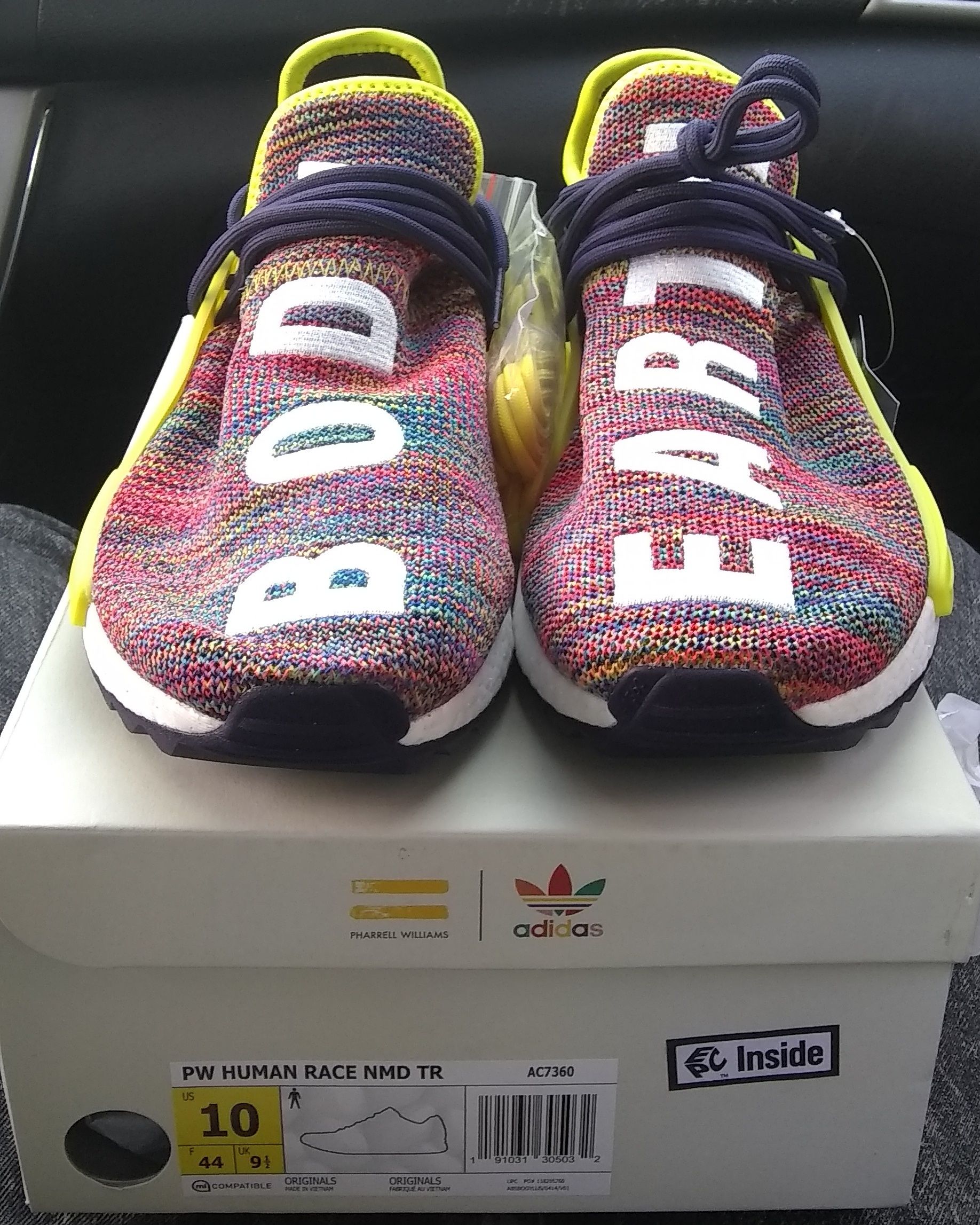 Sz. 10 Adidas Fruity Pebbles NMD Human Race