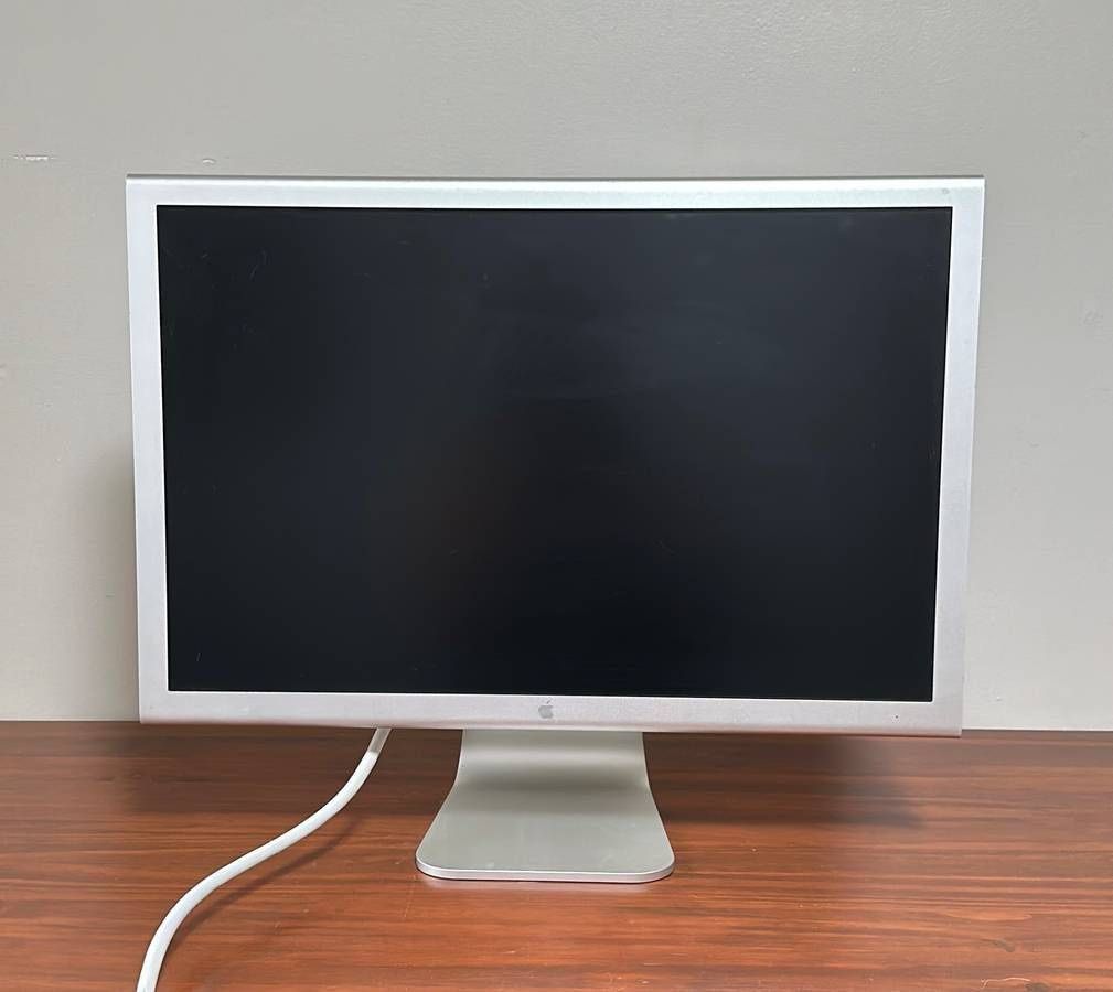 Apple Cinema HD Display