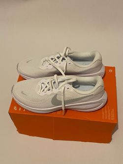 Nike Revolution 8 White Womens 12 Mens 10.5