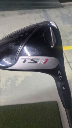 Titleist TSR1 driver 10 degree with tour ad xc5 stiff shaft