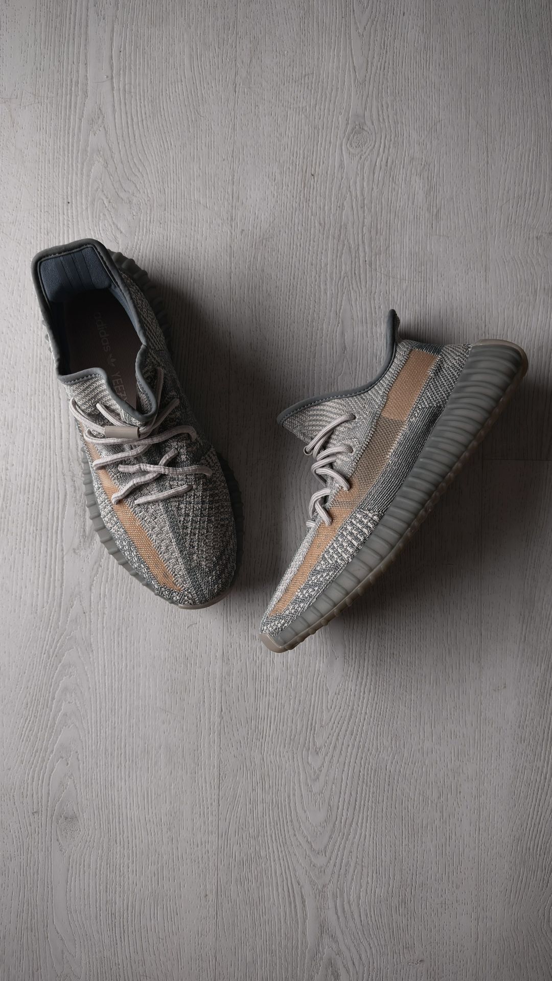 adidas Yeezy Boost 350 V2 - Israfil