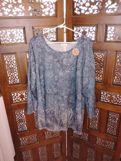 Long Sleeve Flower Dress Shirt 