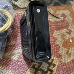 Motorola Surfboard SB6121 Modem