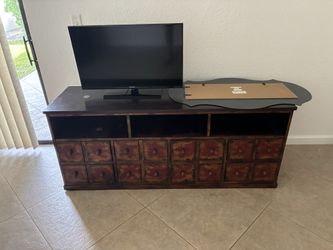 TV Stand