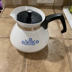 Vintage  Corning Ware Blue Cornflower Tea & Coffee Kettle 1970’s 6-Cup Pot