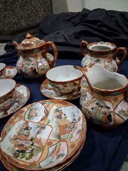 Kutami porcelain tea set