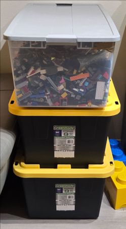 Over 140 lbs of lego pieces (no minifigures)