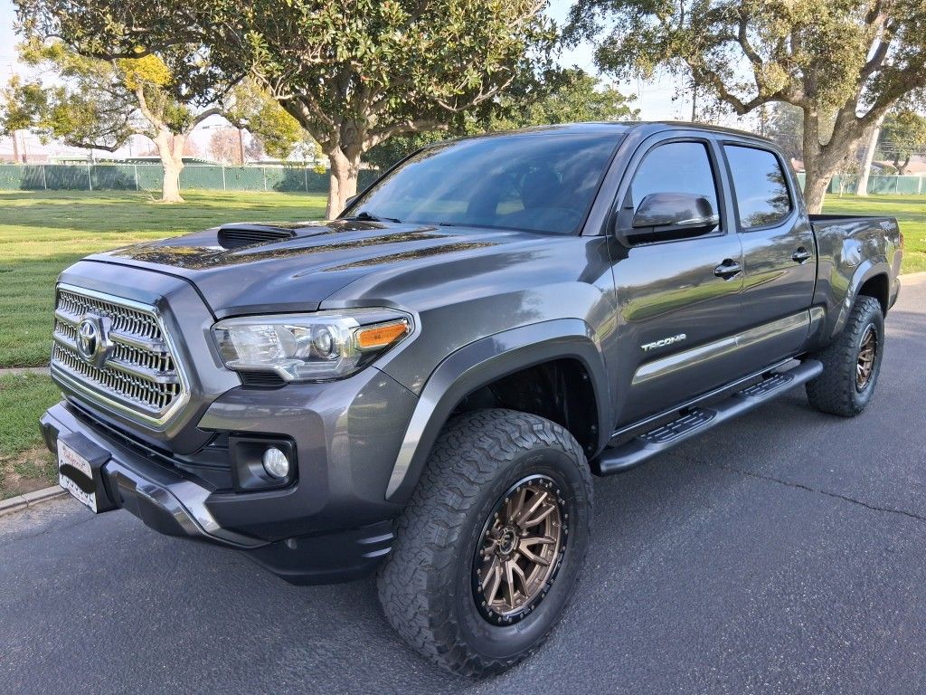 2018 Toyota Tacoma
