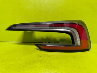 2024 2025 2026 Tesla Model 3 Right Passenger LED Tail Light OEM 1691500-00-F