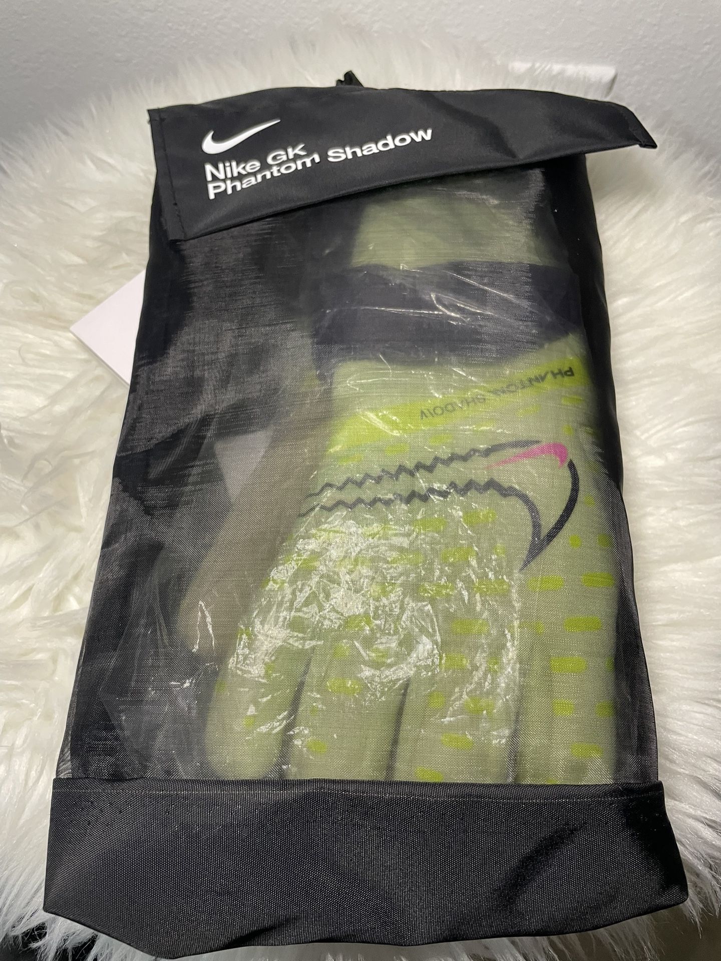 New Nike Phantom Shadow GK Dynamic Fit Goalkeeper Soccer Gloves Sz 6 CN6758-701