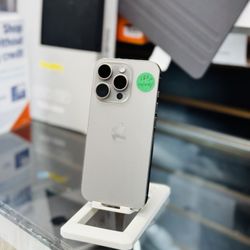 iPhone 15 Pro (Factory Unlocked) 