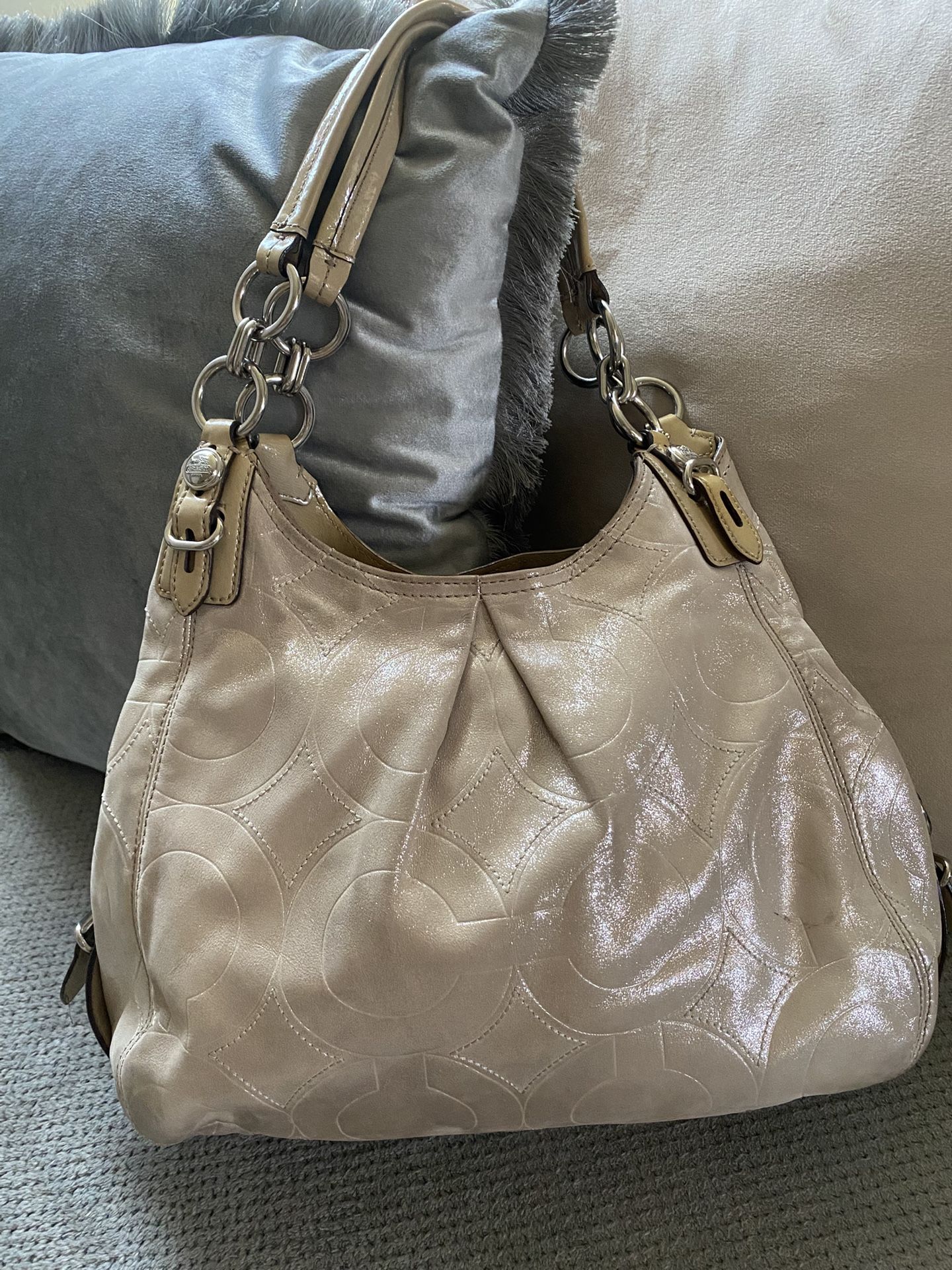 Coach Maggie Leather Shoulder Bag