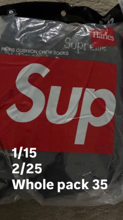 Supreme socks