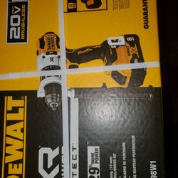 Dewalt Hammer drill 20v