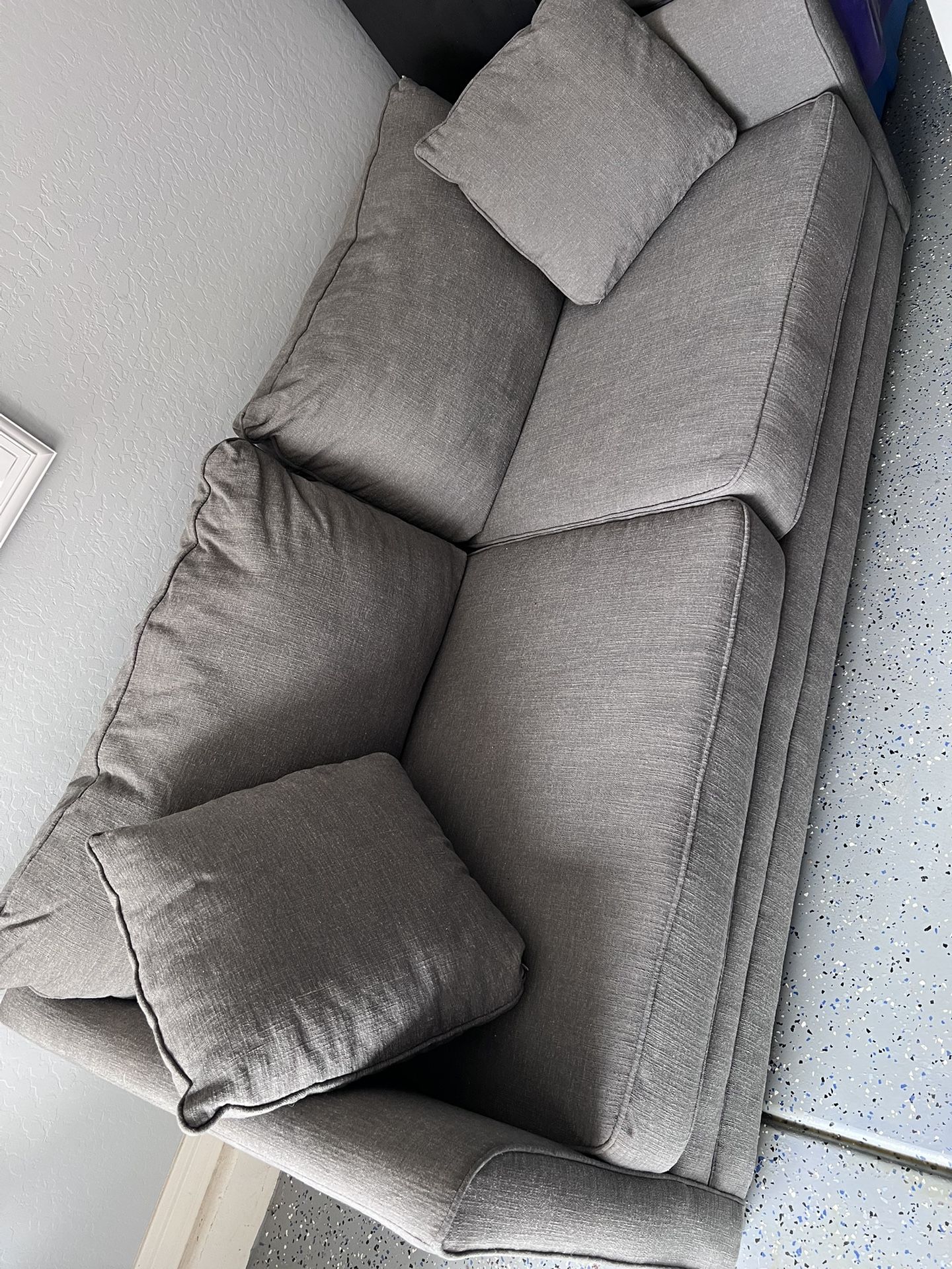 Pullout couch