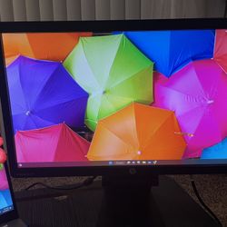 HP Elite Display E221