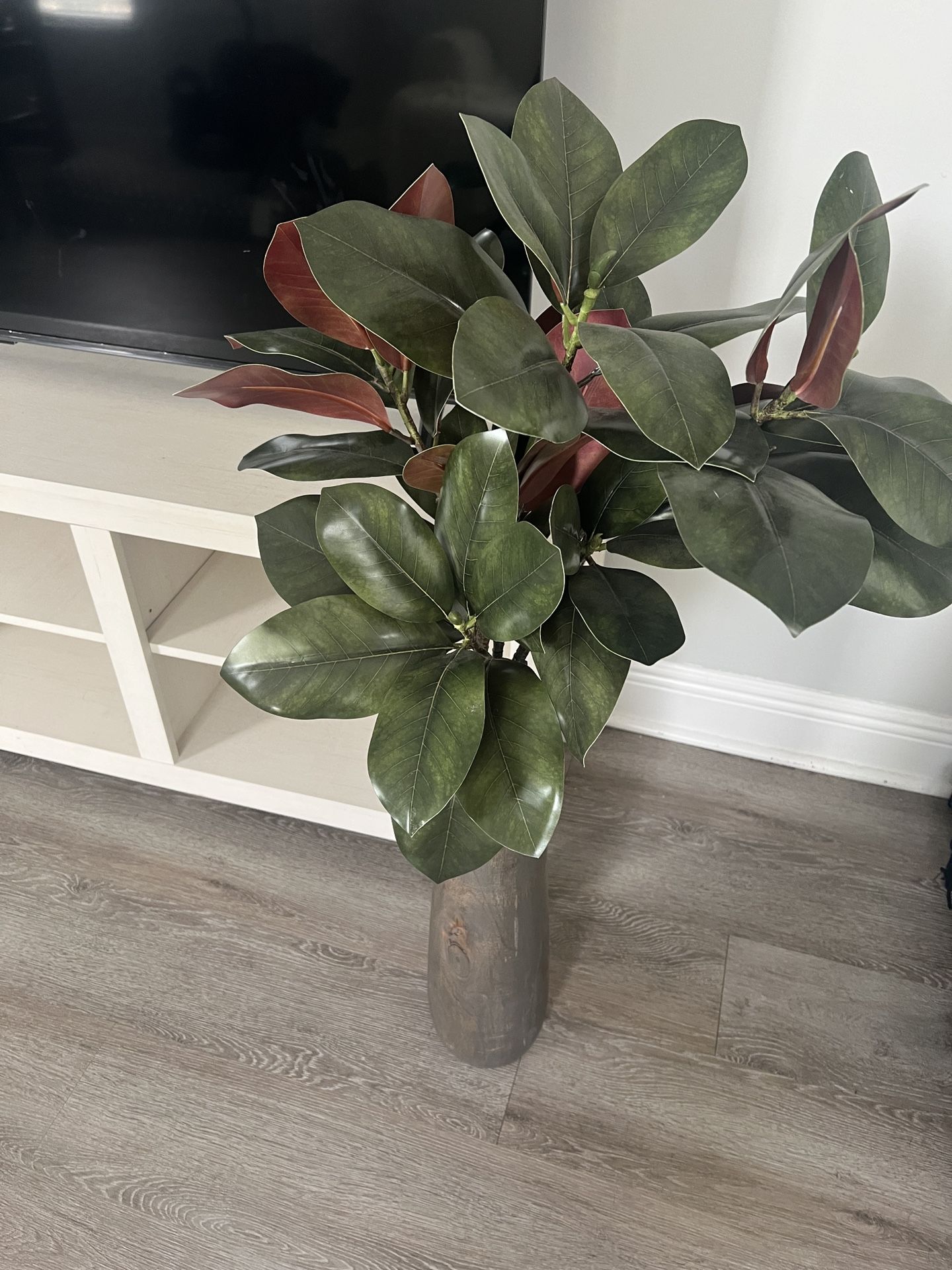 Gray Color  Ceramic Vase With 3 Flower Plants 