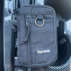 Supreme Small Zip Pouch