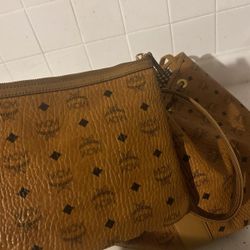 New and Used Mcm bag for Sale in Lynchburg, VA - OfferUp