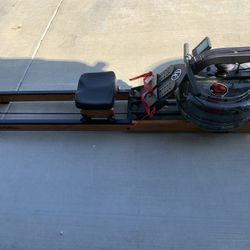 Lifefitness Rowing Machine 