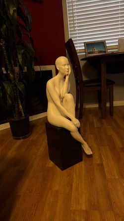 Full Body Sitting Female Mannequin