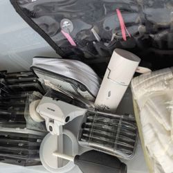 Lash And Brows Extensions And Brand New Lash  Bed Still In Box 