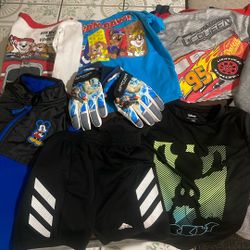 8 Piezas De Ropa Para Niños De  Edad 4 Años 