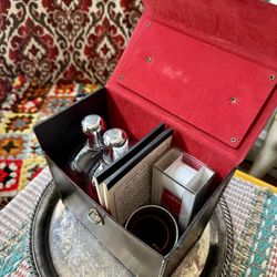Vintage Card & Cocktail Game Travel Set