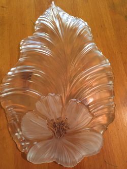 Hibiscus Crystal dish
