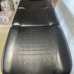 Esthetician Bed With Chair
