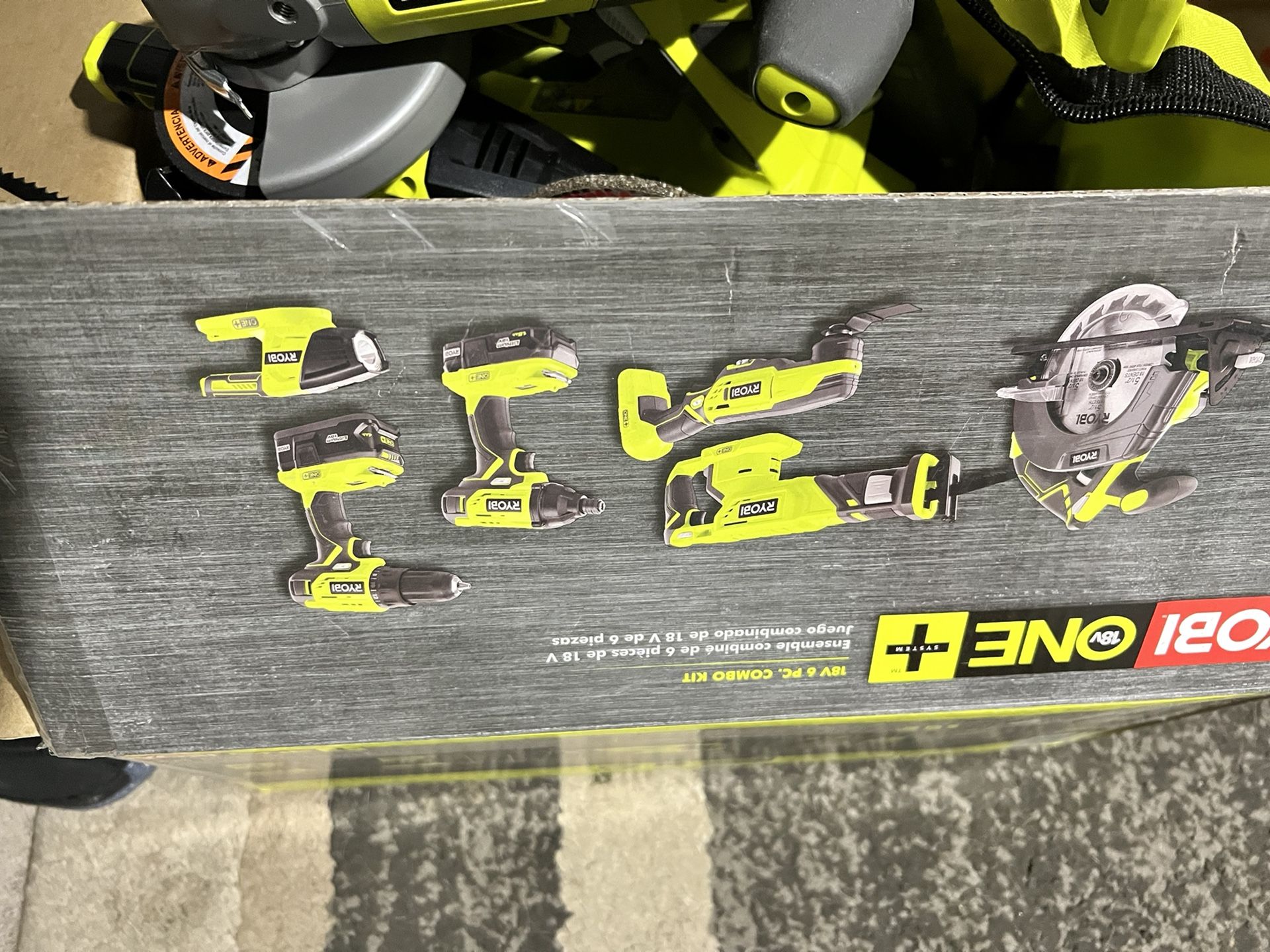Ryobi 5 Piece Tool Set Plus Battery and Battery Pack