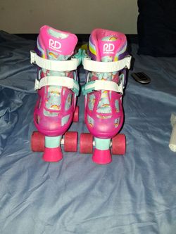 Adjustable skates