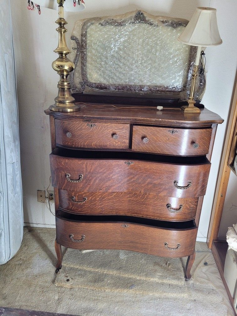 Antique Dresser Tiger Oak