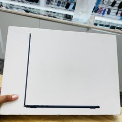 15 Inch MacBook Air With Apple M3 Chip 256gb 8gb 