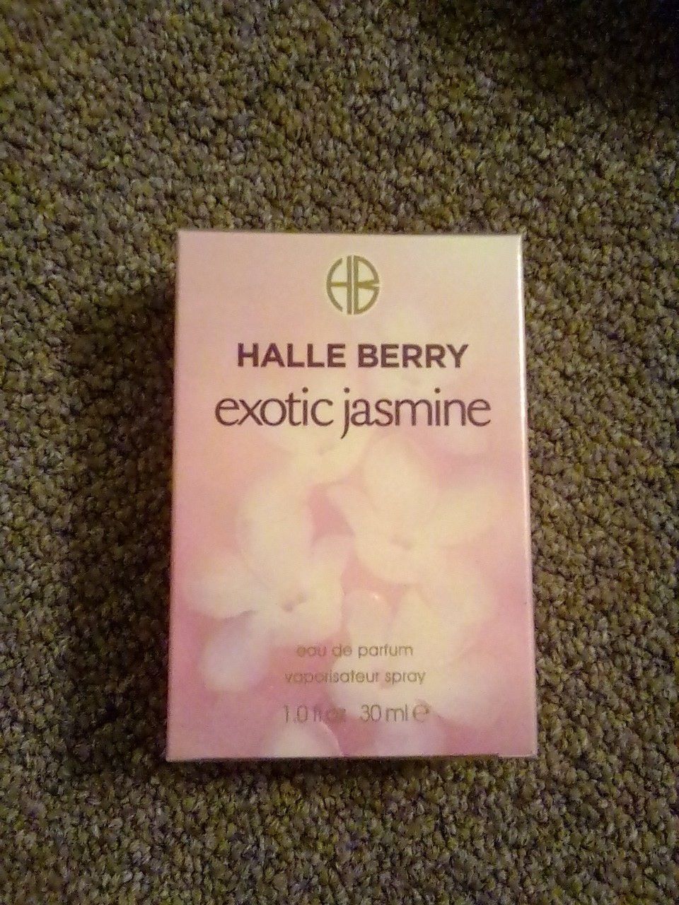 Halle berry perfume exotic Jasmine