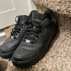 nike air forces black size 9.5 men 