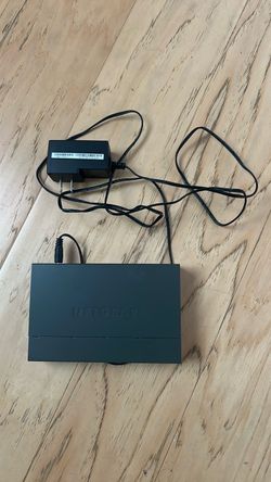 Netgear 8 port Gigabit Switch