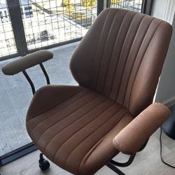 Home Office Essential – Brown Desk Chair with Wheels & Arms