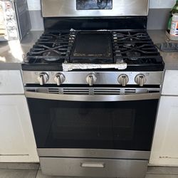 General Electric stove