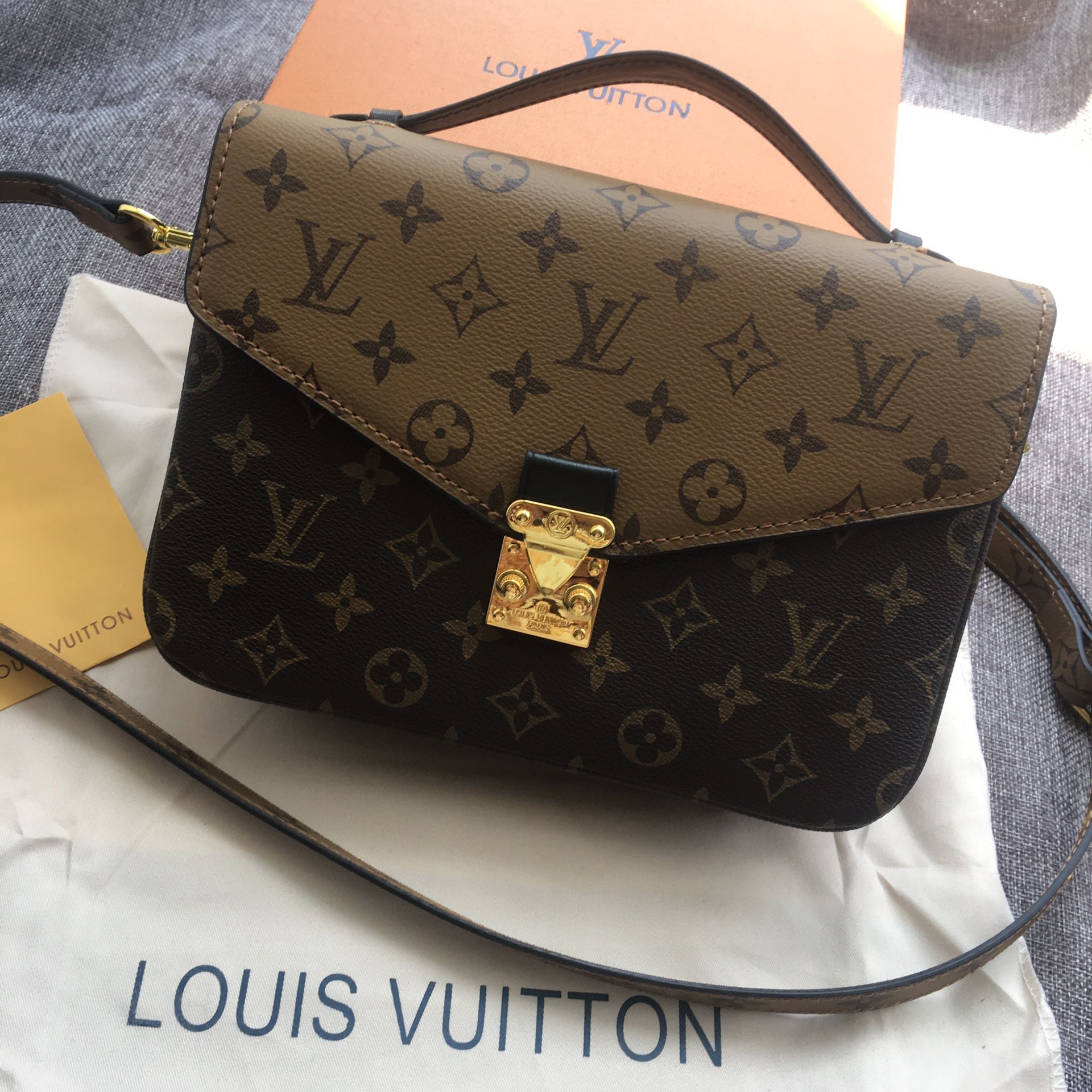 Louis Vuitton POCHETTE MÉTIS Monogram reverse shoulder bag-dust bag-  original receipt for Sale in Los Angeles, CA - OfferUp