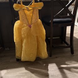 Costume  Belle