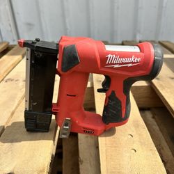 Milwaukee TOOL ONLY  M12 12-Volt 23-Gauge Lithium-Ion Cordless Pin Nailer USED $100
