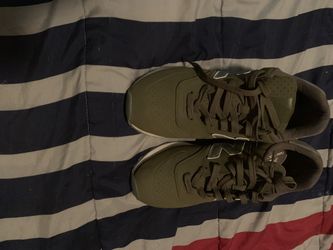 Green new balance size 10